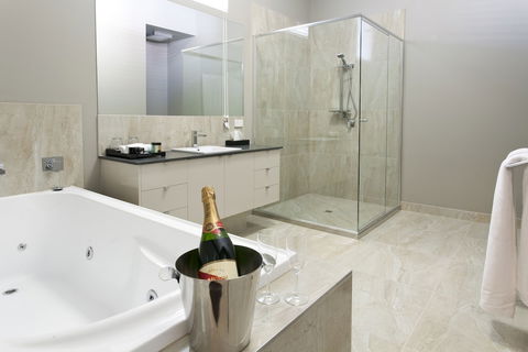 Ballarat Premier Apartments - Hotel NSW 6