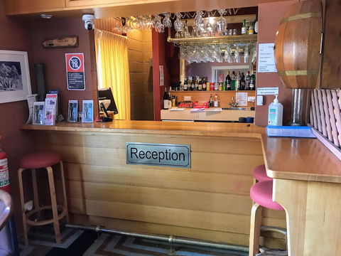 Cottonwood Lodge - Hotel NSW 3