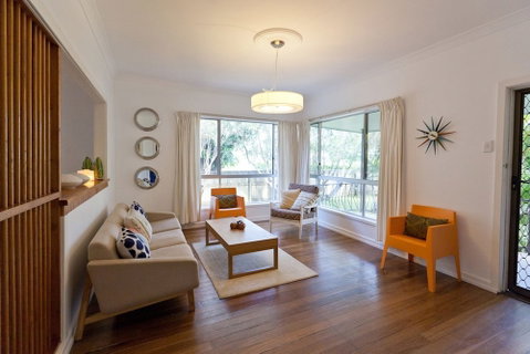 Ron's Beach House - Hotel NSW 5