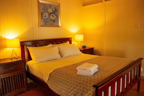 Kalimna Woods Cottages - Hotel NSW 4