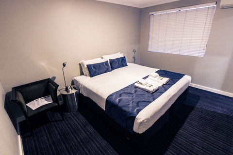 The Premier Hotel - Hotel NSW 2