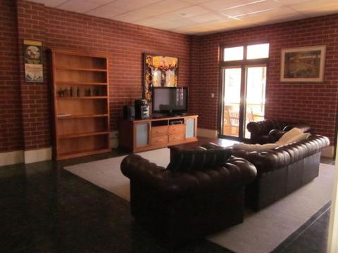 Holiday On Mostyn - Hotel NSW 3