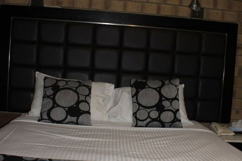 Pavlos Motel - Hotel NSW 5