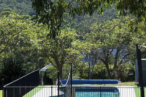 Clarendon Forest Retreat - Hotel NSW 4
