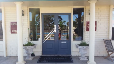 Ceduna East West Motel - Hotel NSW 6