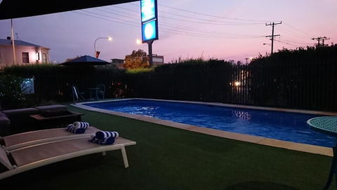 Adelong Motel - Hotel NSW 4