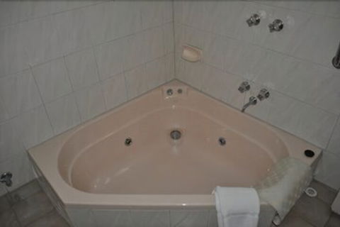 Nunawading Motor Inn - Hotel NSW 7