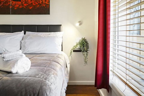 Short Stays Gippsland - Hotel NSW 1