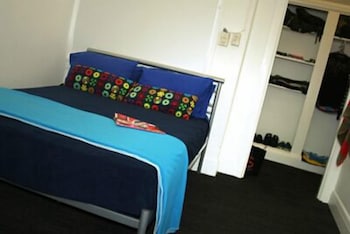 Zing Backpackers - Hotel NSW 4
