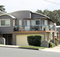 Seafaring at Fingal Bay