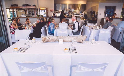 Lighthouse Beach Cafe - Hotel NSW 8