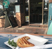 Dolphins Diner Deli