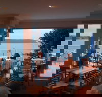 Hidden Secret Seafood  Steak House - Hotel NSW