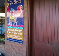 Laughing Elephant - Hotel NSW