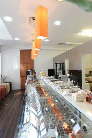 Indulge Fine Belgian Chocolates - Hotel NSW 0