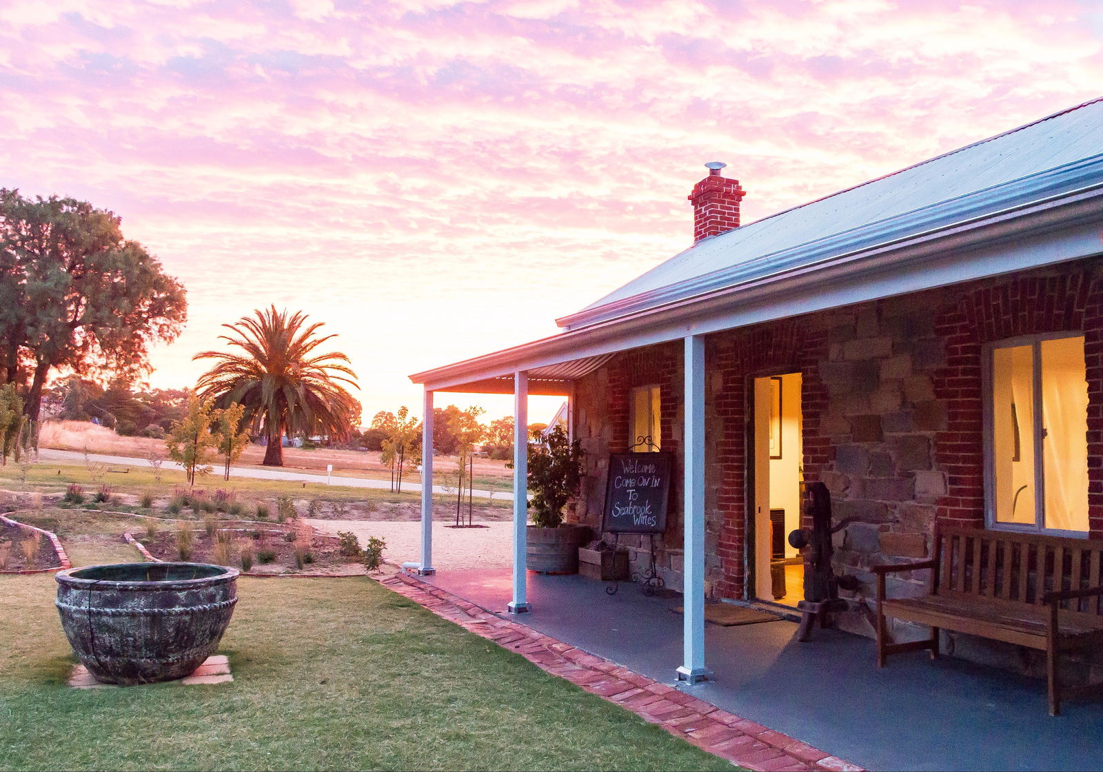  Hotel NSW