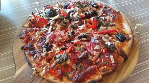 Nino's - Victor Harbor - Hotel NSW 0