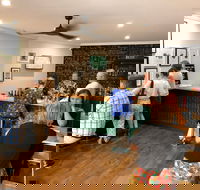 Matriarch and Rogue Winery - Hotel NSW