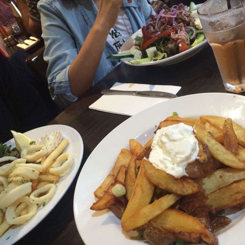 Tin Roof Cafe - Hotel NSW 0