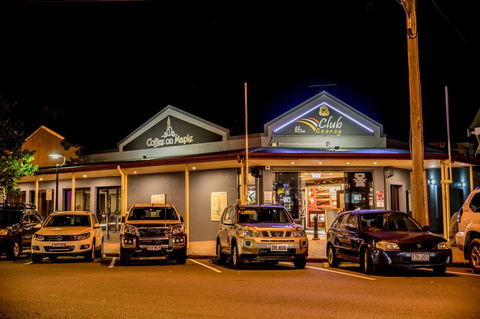 Cooroy RSL - Hotel NSW 0