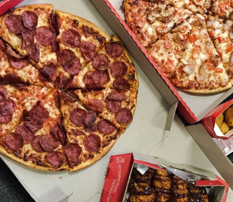 Pizza Hut - Werribee - Hotel NSW 0