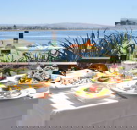 Eat at Whalers - Hotel NSW