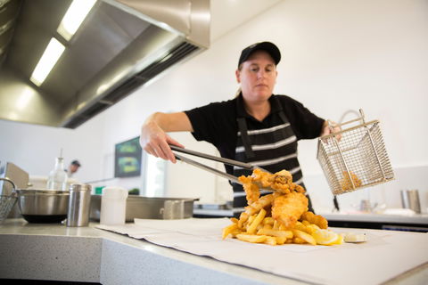 The Fresh Fish Place Fish Market & Café - Hotel NSW 1