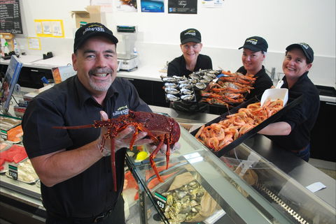 The Fresh Fish Place Fish Market & Café - Hotel NSW 2