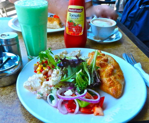 Q Cafe - Hotel NSW 0