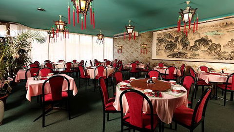 Chinese Holiday Restaurant - Hotel NSW 0