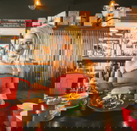 5 Little Pigs Cafe - Hotel NSW