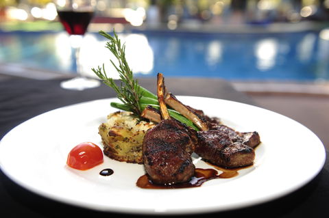 Barra On Todd Restaurant And Bar - Hotel NSW 0