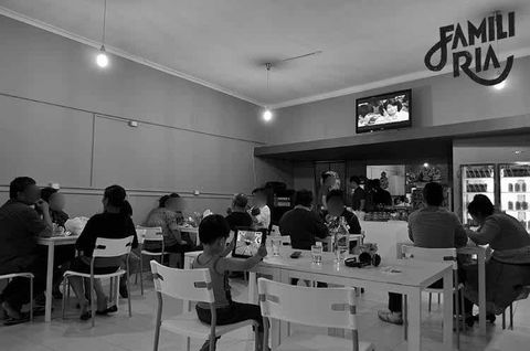 Famili Ria - Hotel NSW 0