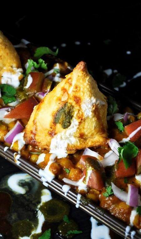 Roshni Indian Restaurant - Hotel NSW 4