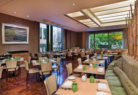 Tailrace Cafe - Hotel NSW 7