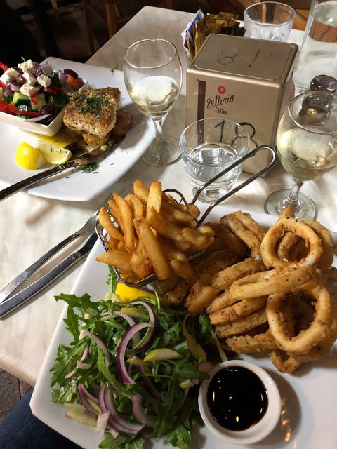 Montagna Cafe - Hotel NSW 1