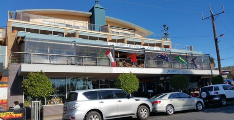 Sams Pizzeria On The Waterfront - Hotel NSW 20