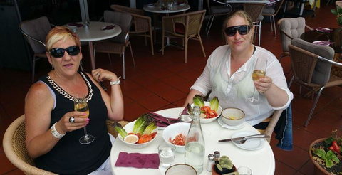 Sams Pizzeria On The Waterfront - Hotel NSW 24