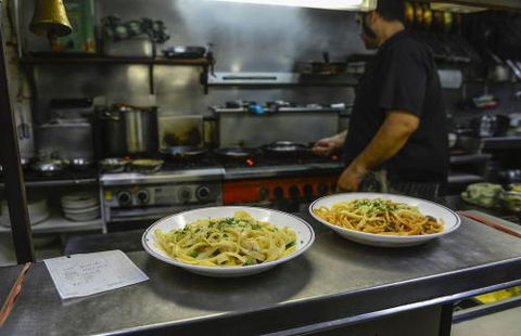 Casa Nostra Pizza & Spaghetti House - Hotel NSW 1