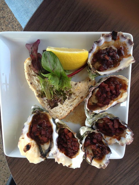 Oyster Bar Darwin - Hotel NSW 5
