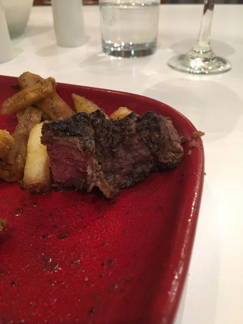 Finz Restaurant - Hotel NSW 4