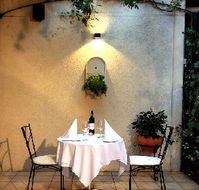 Capricornian Restaurant - Hotel NSW