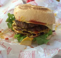 Malibu Burgers - Hotel NSW