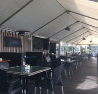 Waterfront Cafe Bar - Hotel NSW