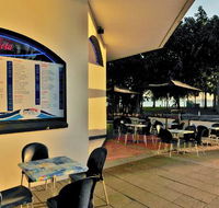 Harolds Seafood on The Strand - Hotel NSW