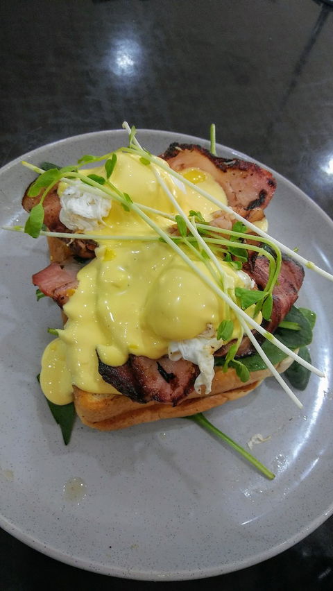 Piccolo's - Hotel NSW 6