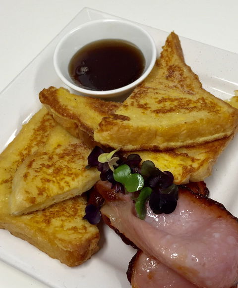 Yaye's Cafe - Hotel NSW 5