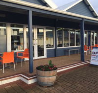 DeckChair Cafe - Hotel NSW