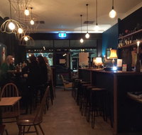 Two Sisters Food and Wine - Hotel NSW