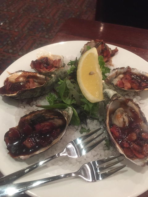 Dining At The Findon Hotel - Hotel NSW 2